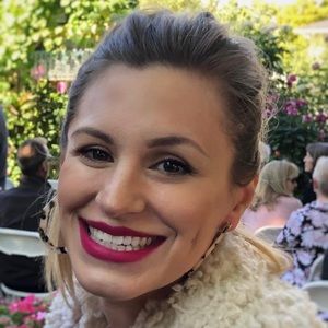 Meet your Posher, Christine